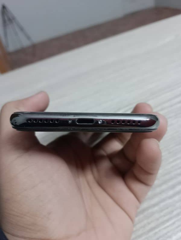 iPhone X 64gb Non PTA Factory Unlock Face id off 3