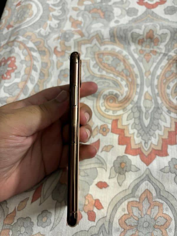 iPhone XS PTA Approved 64 GB 6