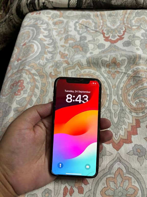 iPhone XS PTA Approved 64 GB 9