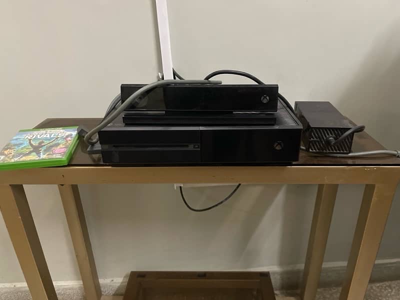 Xbox One 500GB 11