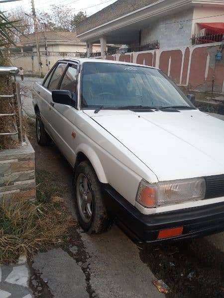 Nissan Sunny B12 2