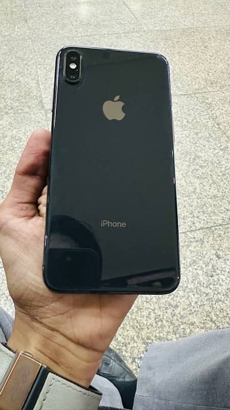 iphone XS Max 0