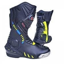 Choosing Right Motorbike Boots For Safe Riding  Gentry Choice 2