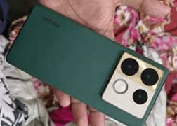 Infinix note 40 pro 12/256 just few days used