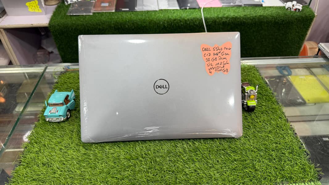 Dell Precision 5540 Mobile Workstation (i7 9th Generation) 1