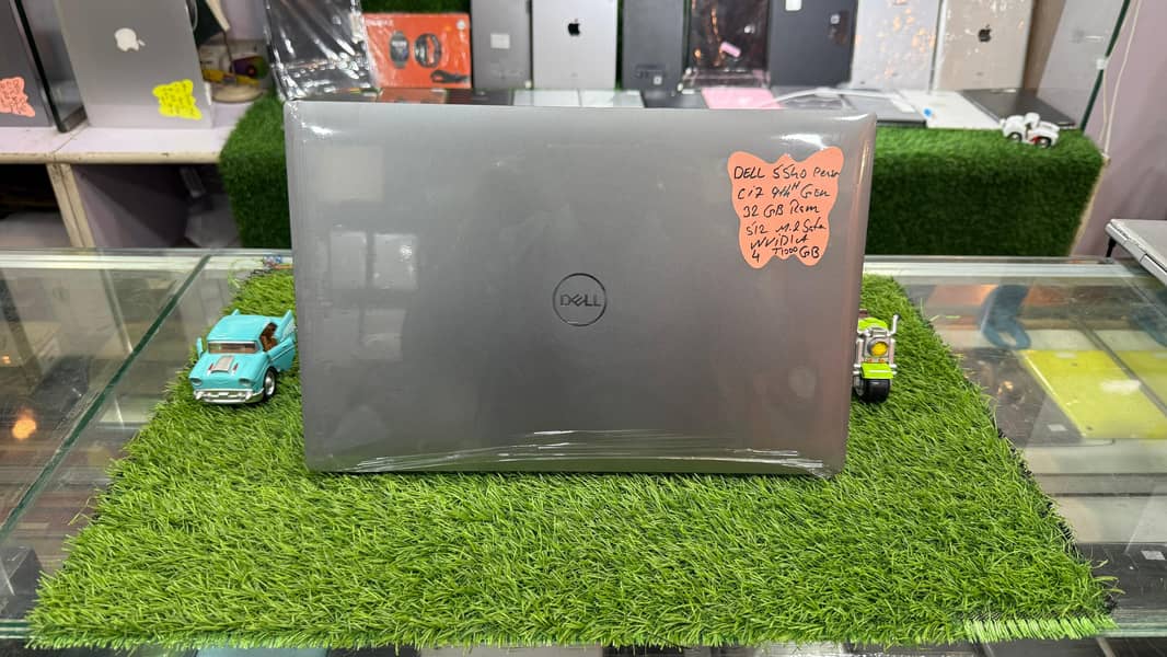 Dell Precision 5540 Mobile Workstation (i7 9th Generation) 4