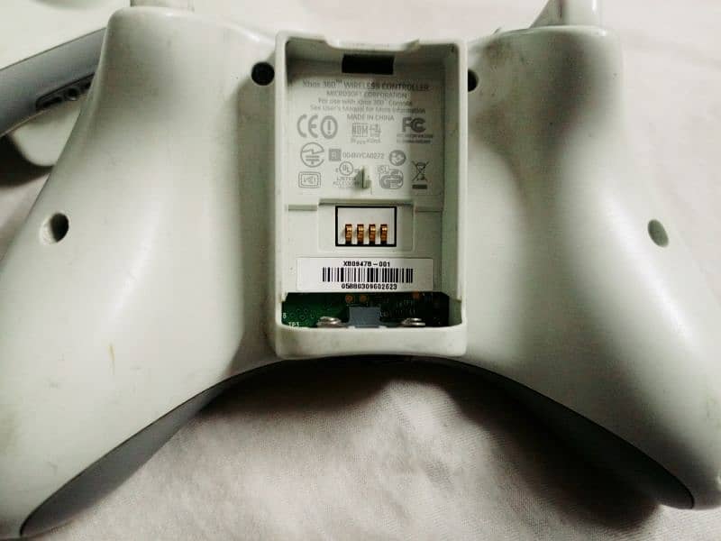 Xbox 360 original wireless controller 3