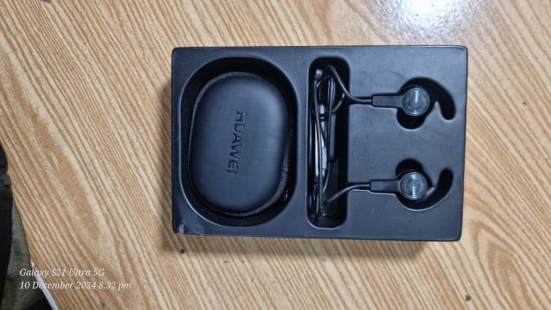 Huawei wireless Handsfree original Model AM61 and Huawei Freelace pro 2