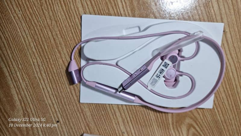 Huawei wireless Handsfree original Model AM61 and Huawei Freelace pro 14