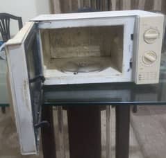 Dawlance Microwave Oven