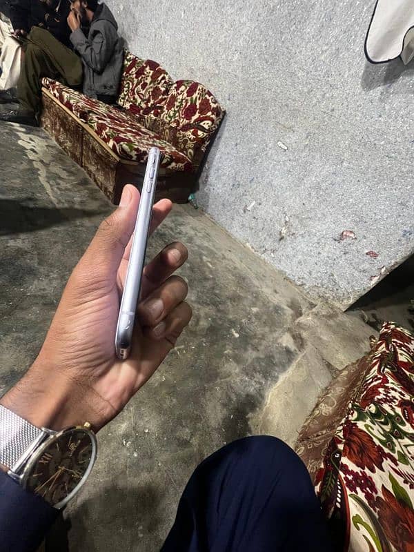 assalamualaikum iphone 11 exng ho jay gya 3