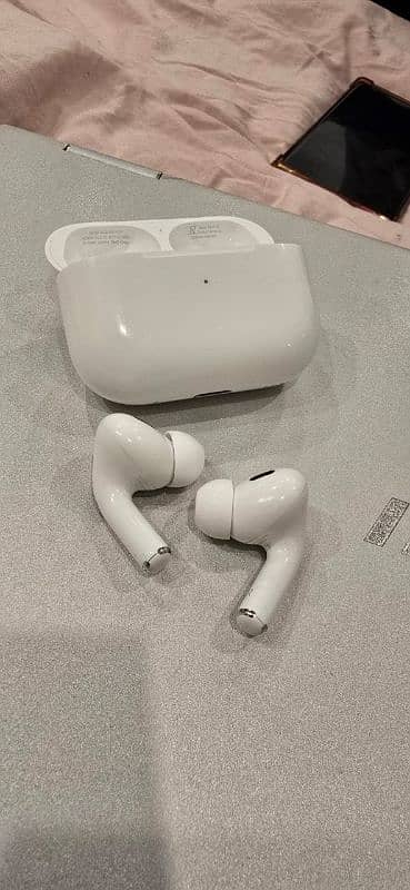 Apple Airpods Pro 2 - Just like new 4