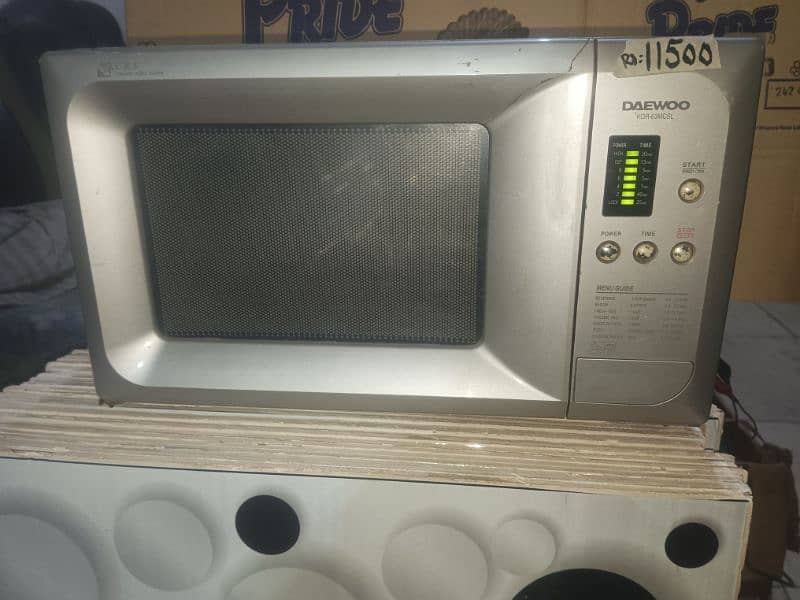 DAEWOO  microwave oven 1