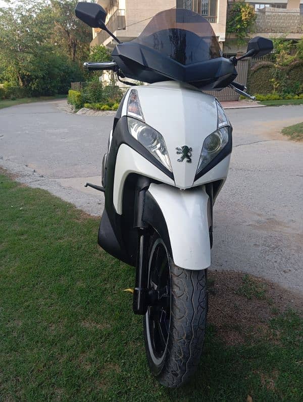 Peugeot scooter 300cc 0