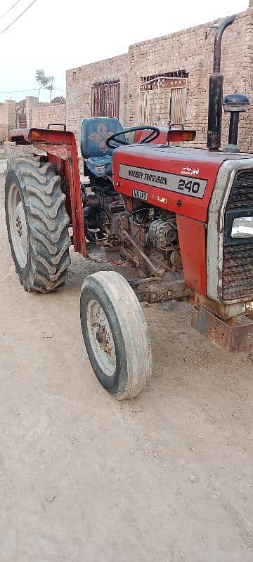 For sale tractor Massey 240 engine full tight new tyre 2