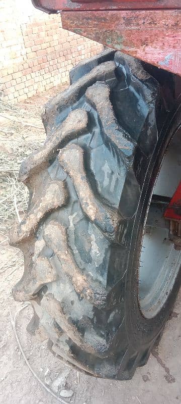 For sale tractor Massey 240 engine full tight new tyre 8