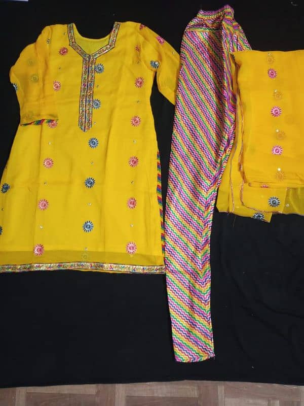 suit for ladies 3 pec home delivery available 5