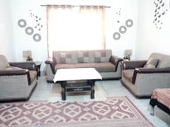 5 seater sofa with 5 cushion. . n with molty form warranty card.