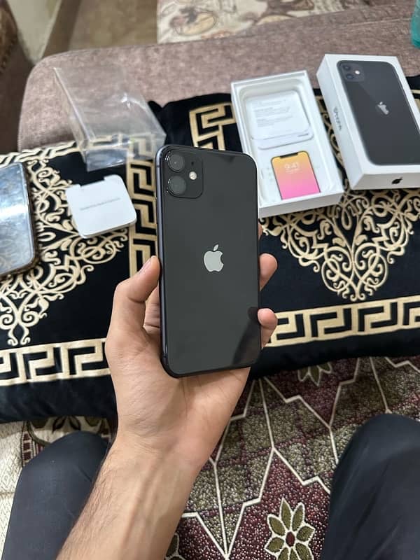 iphone 11,128 gb 7