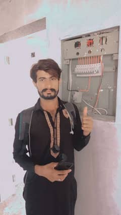 i need Electriction job+92 324 6191508