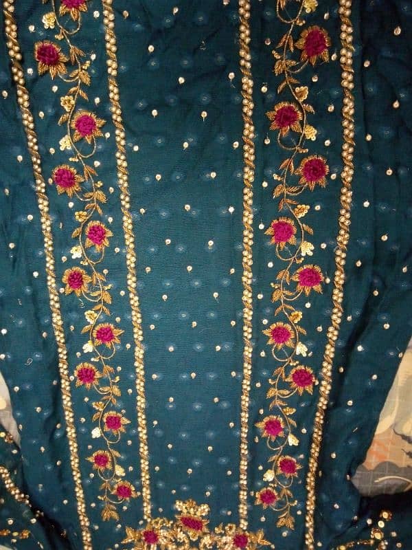 Size large :shirt flapper and dupatta 6