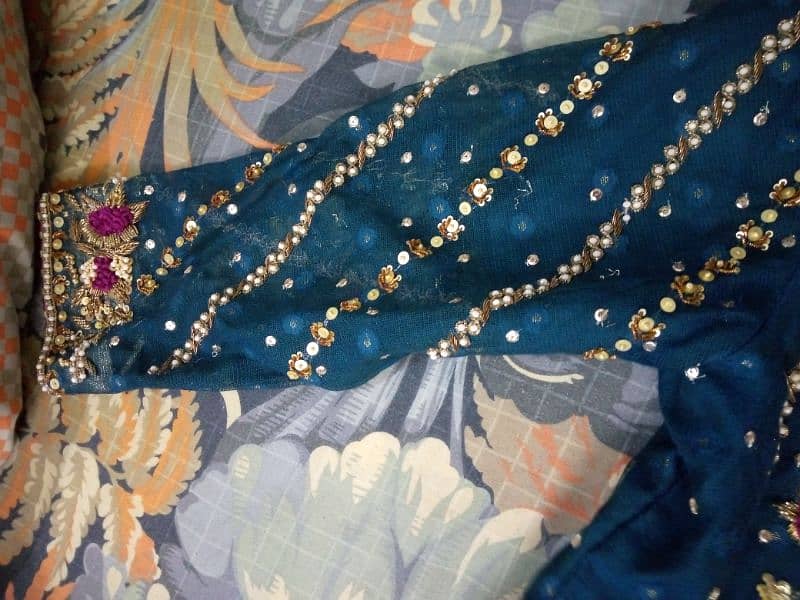 Size large :shirt flapper and dupatta 12