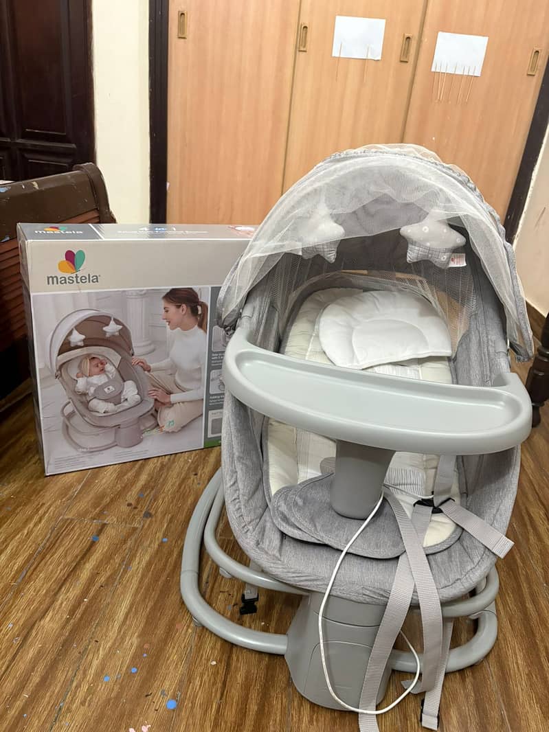 Baby bouncer 4 in 1 brand( mastela) 3