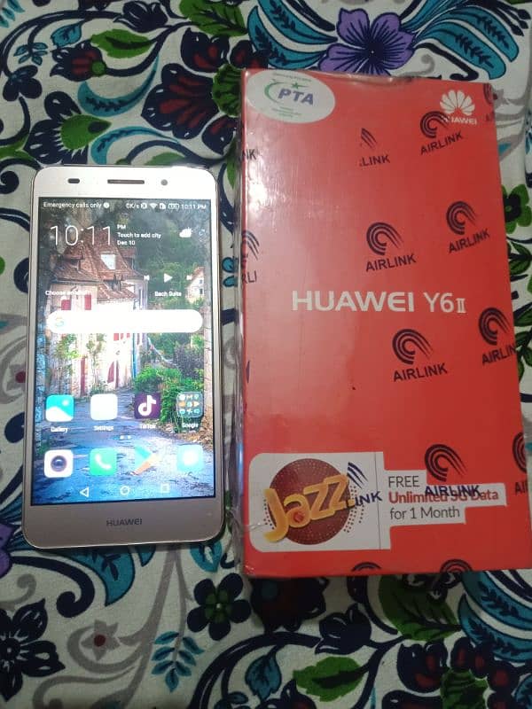 Huawei y6II with box 0