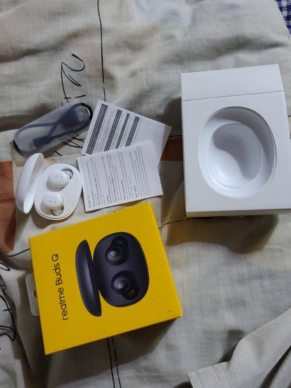 Realme Buds Q Original Earbuds 10