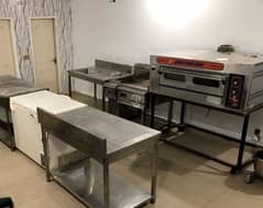 Fast-food kitchen setup