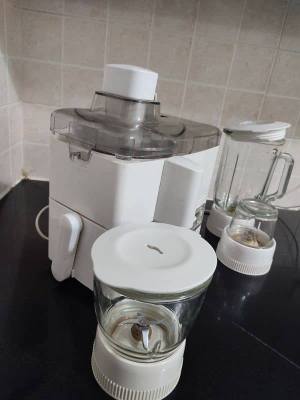 Kenwood Food Factory Juicer Blender 3