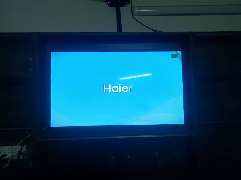 Haier 38 inch LCD 0