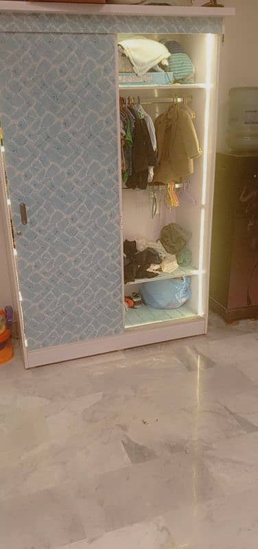 sliding door wardrobe Led 4.5/7ft for kids and adults 2