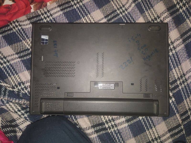 Lenovo Thinkpad laptop core 5 4 generation 5