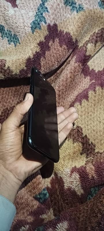 iPhone 7 Plus urgent sale 4