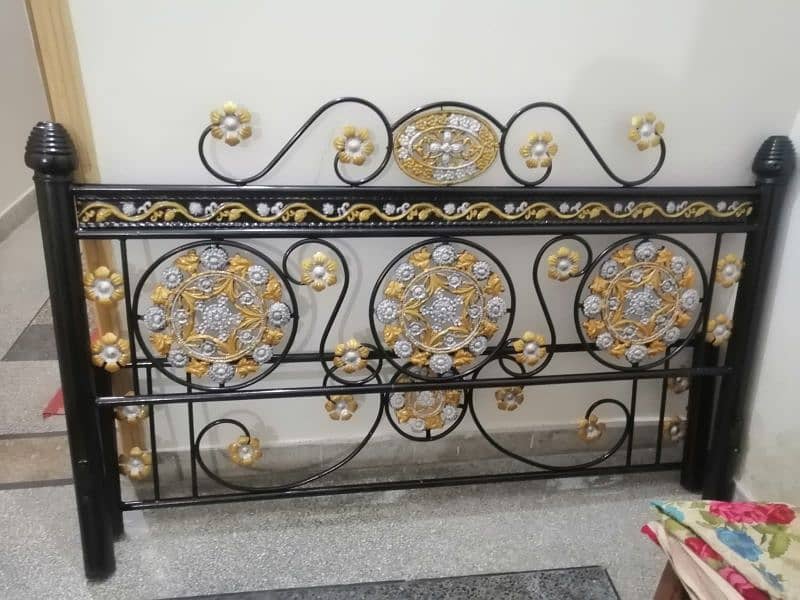 iron bed king size 2