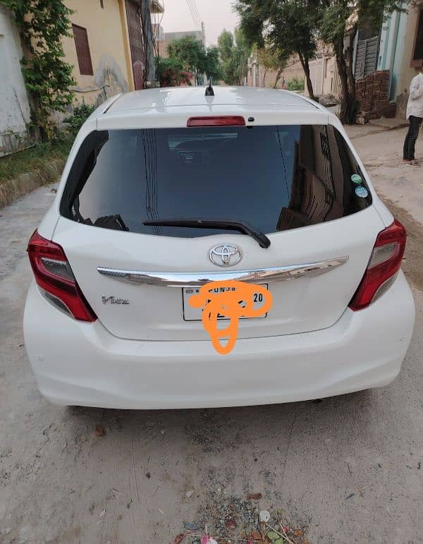 Toyota Vitz 2016 1