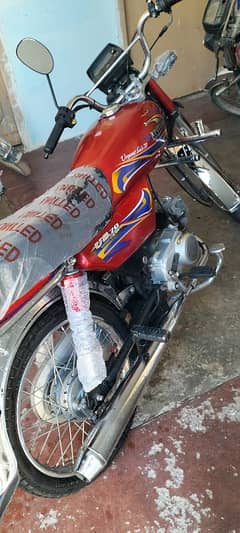 70cc Bike 2021 model 22 shape. Whatsap Number. . 03005865893. . .