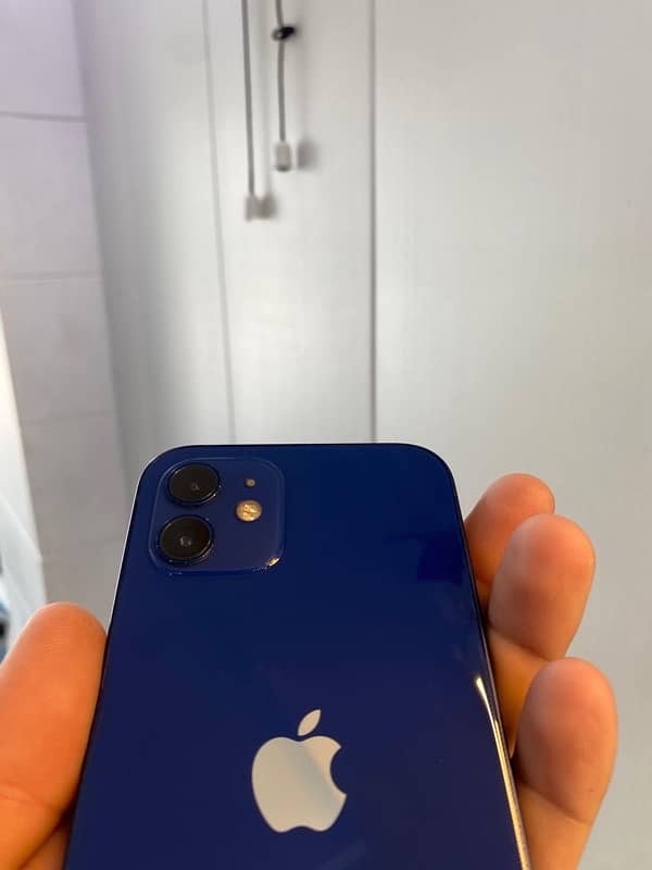 IPhone 12 Pta Approved 64gb 3