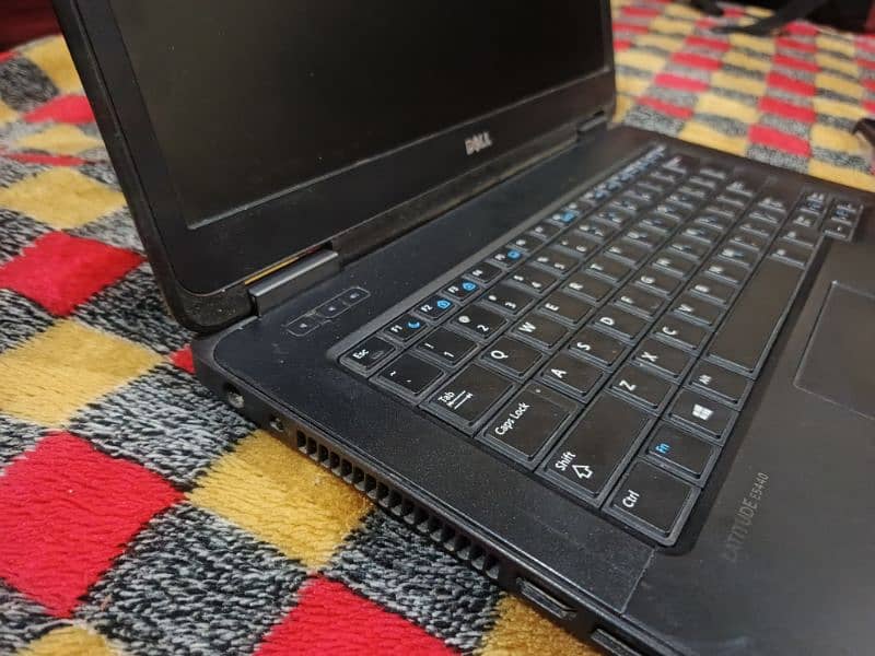 DELL Core i5 4th generation 12gb/512gb 6