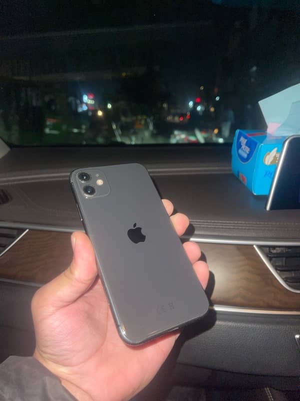 iPhone 11 128gb 0