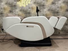 Massage Chair (JC BUCKMAN INDULGE US)