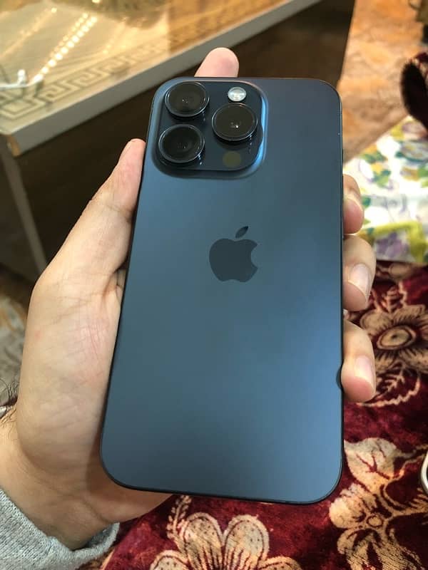 iPhone 15 pro 1