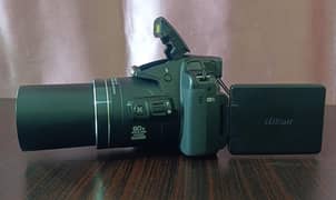 Nikon P610 SLR with Heavy Zooooom