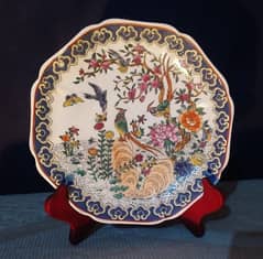 BEAUTIFUL VINTAGE CHINESE  HAND PAINTED plate. Circa 1965.