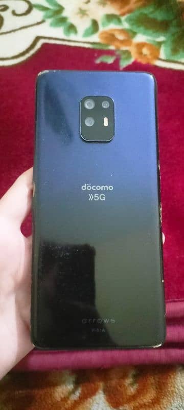 Docomo 5g arrows F-51A 1