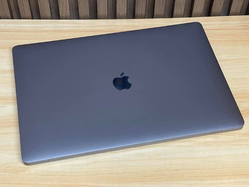 MACBOOK PRO 2019 16'' INCHES (A2141 CORE I7 (16/512GB) 1