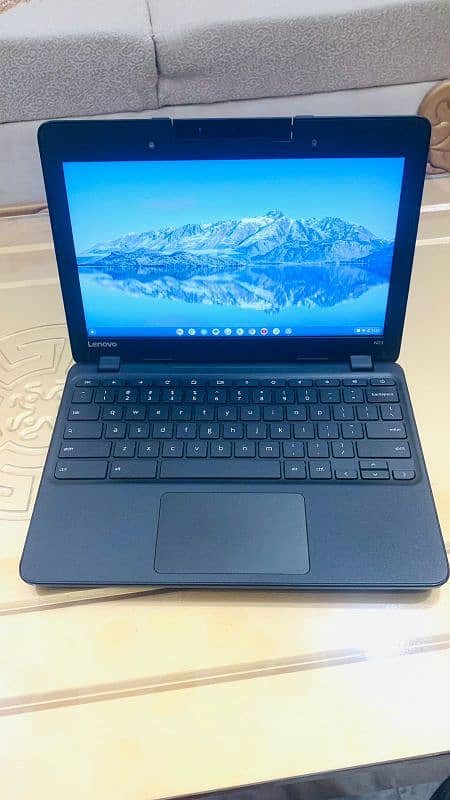 Lenovo n23 Laptop 4gb Ram / 16gb SSD Window 10 4