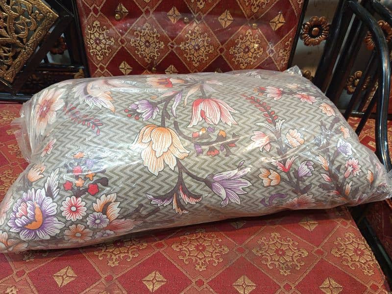 single bed Razai ( blanket ) Taliai and pillow available 8