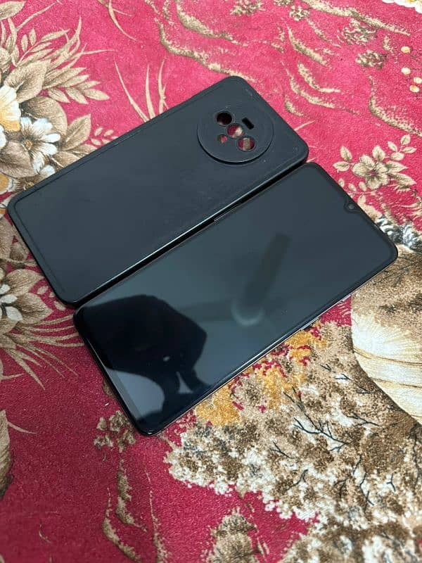 one plus 7t 8/128 dual sim waterpacked for sale read add plz 2